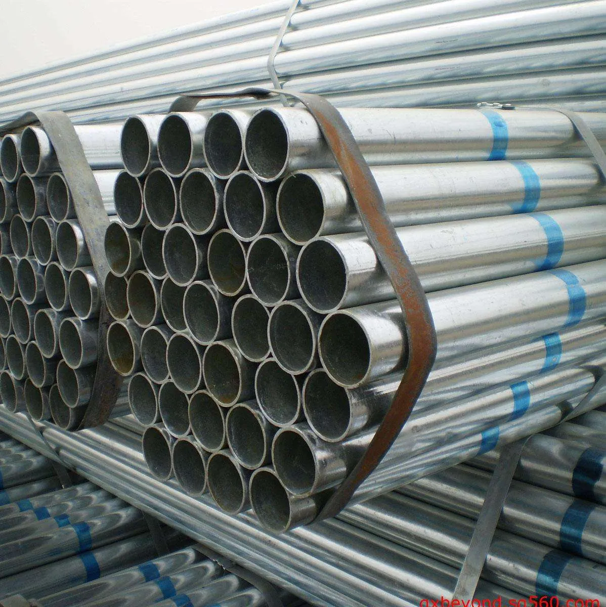 Galvanized steel pipe